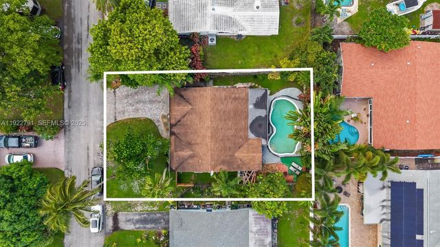 3321 NW 64th St, Fort Lauderdale, FL 33309