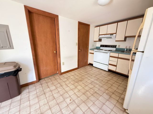 21A Preston Lane, Castleton, VT 05735