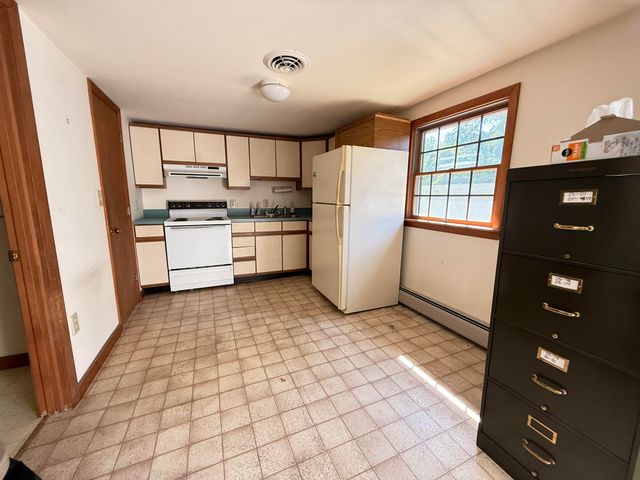 21A Preston Lane, Castleton, VT 05735