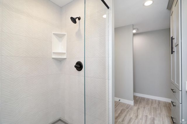 216 Highland Pointe Drive, Manhattan, KS 66503