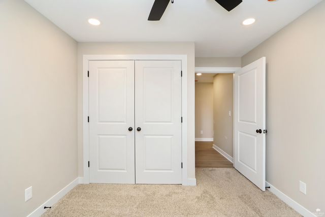 216 Highland Pointe Drive, Manhattan, KS 66503