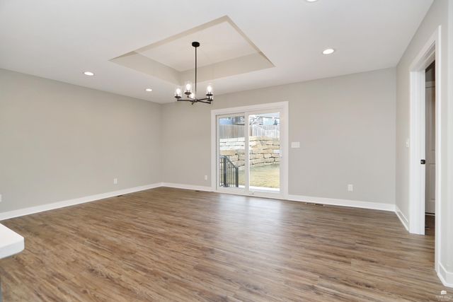 216 Highland Pointe Drive, Manhattan, KS 66503