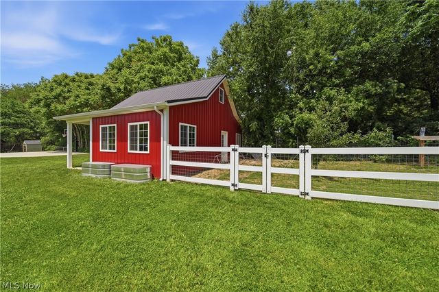 1219 9th Street SW, Massillon, OH 44647