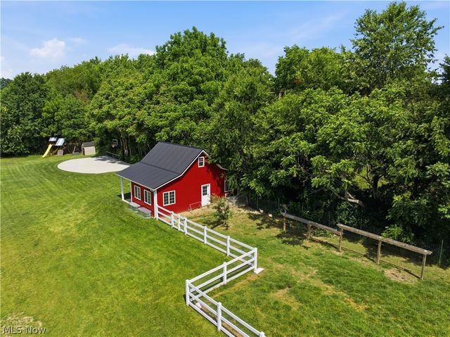 1219 9th Street SW, Massillon, OH 44647