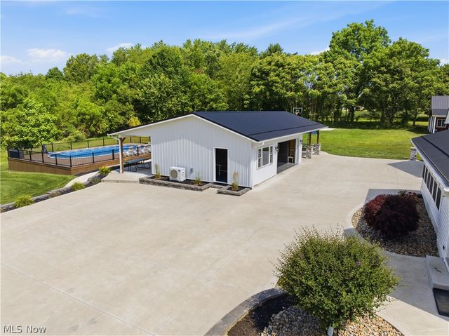 1219 9th Street SW, Massillon, OH 44647