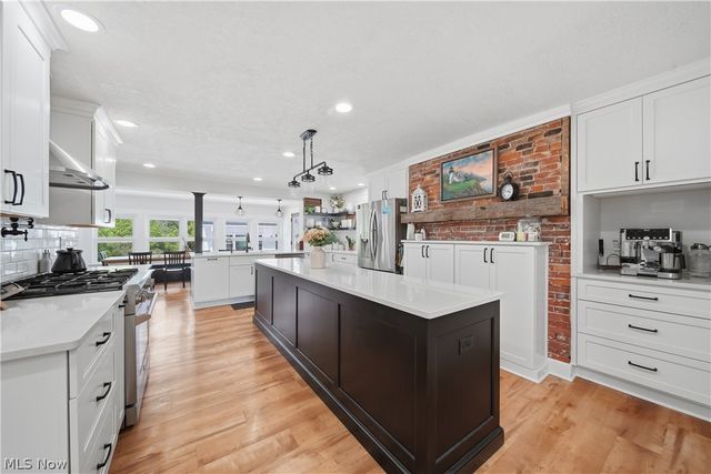 1219 9th Street SW, Massillon, OH 44647