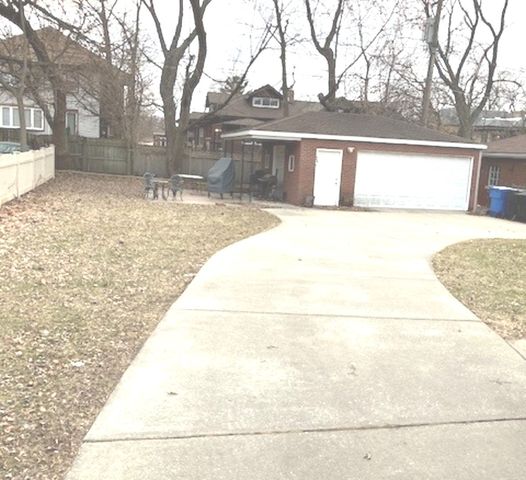 9432 S Pleasant Avenue, Chicago, IL 60643