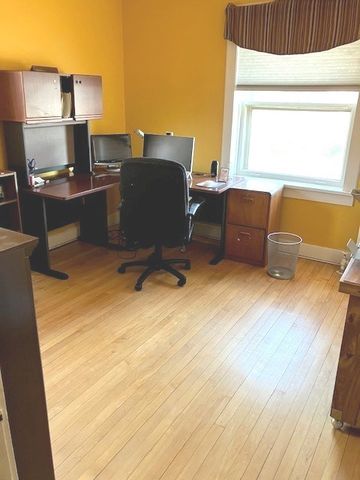 9432 S Pleasant Avenue, Chicago, IL 60643