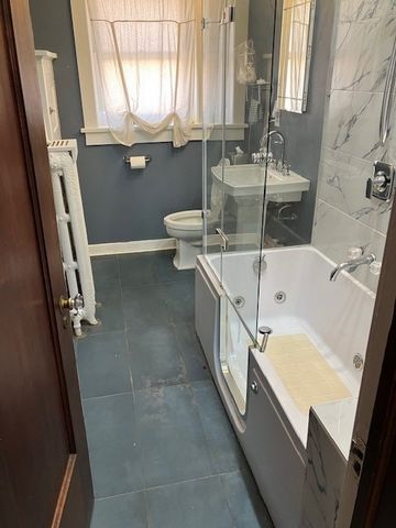 9432 S Pleasant Avenue, Chicago, IL 60643