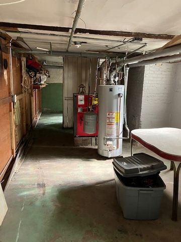 9432 S Pleasant Avenue, Chicago, IL 60643