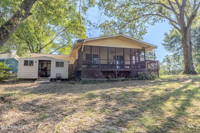 8467 Crazy Horse Cove, Hernando, MS 38632
