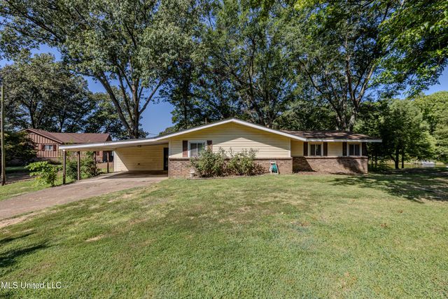 8467 Crazy Horse Cove, Hernando, MS 38632