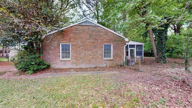5 Timberland CT, Portsmouth, VA 23703