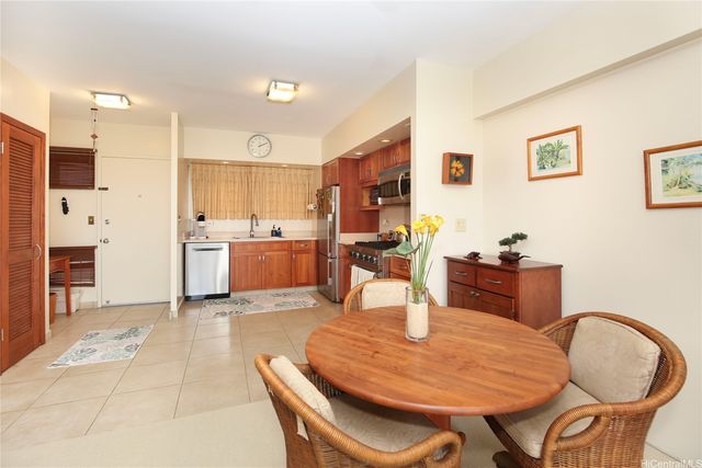 2161 Kalia Road 810, Honolulu, HI 96815