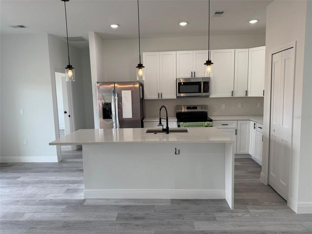 13566 SW 43RD CIRCLE, Ocala, FL 34473