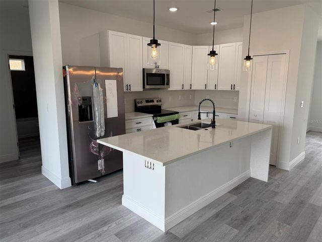13566 SW 43RD CIRCLE, Ocala, FL 34473
