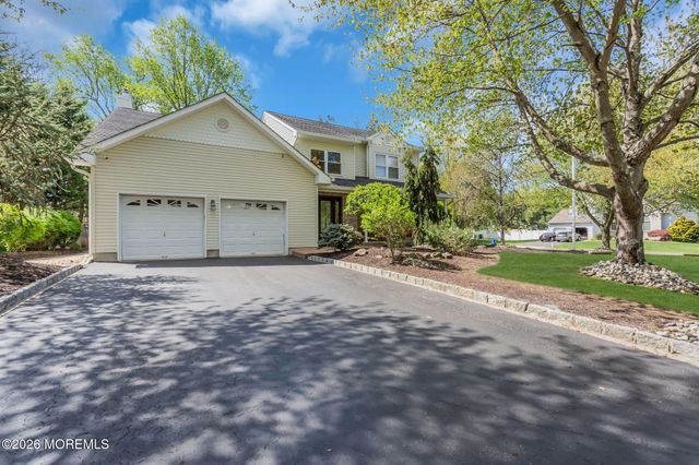 1 Edinburgh Court, Jackson, NJ 08527