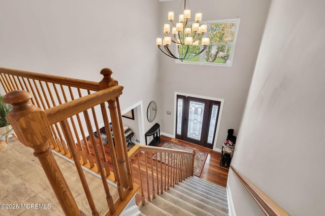 1 Edinburgh Court, Jackson, NJ 08527