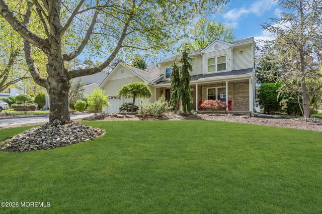 1 Edinburgh Court, Jackson, NJ 08527