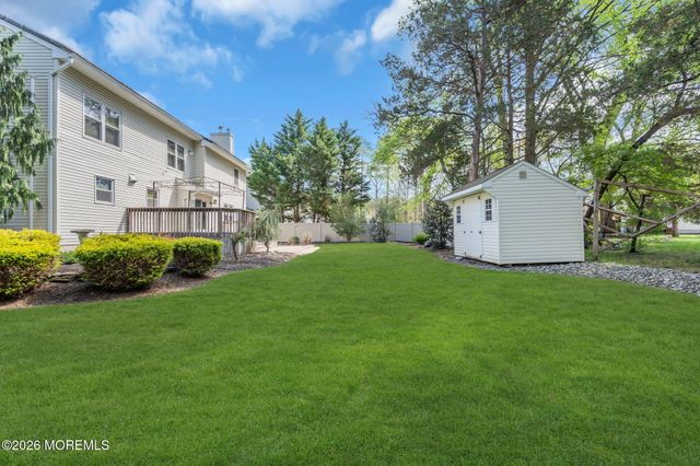 1 Edinburgh Court, Jackson, NJ 08527