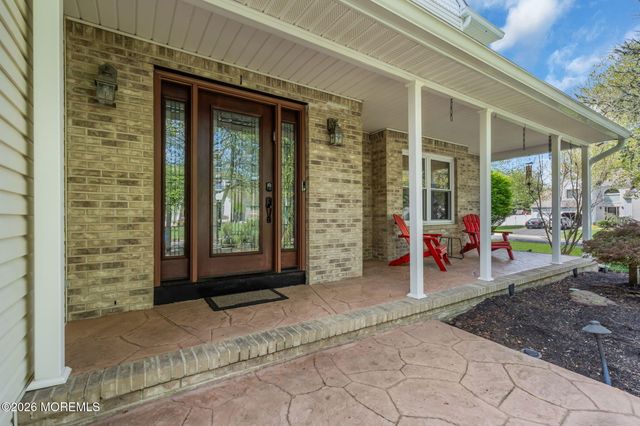 1 Edinburgh Court, Jackson, NJ 08527