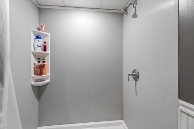 300 7th Street SW, Plainview, MN 55964