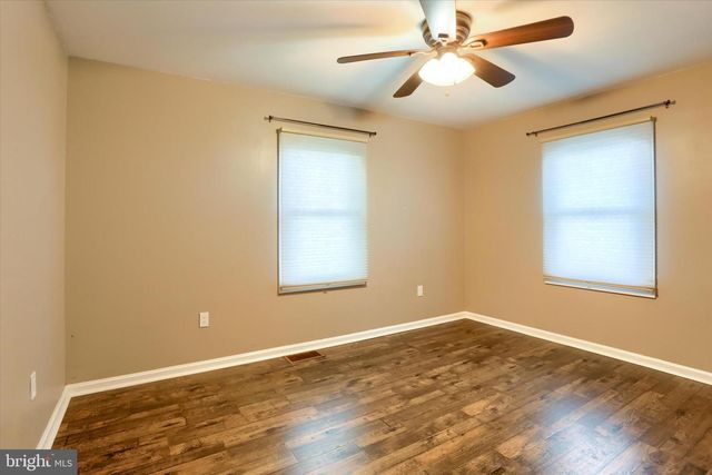 413 BIRCHLAND AVE, Mount Joy, PA 17552