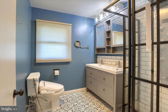 413 BIRCHLAND AVE, Mount Joy, PA 17552