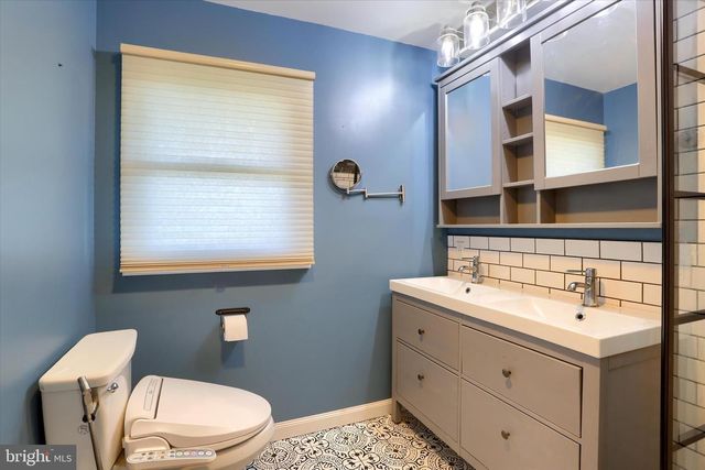 413 BIRCHLAND AVE, Mount Joy, PA 17552