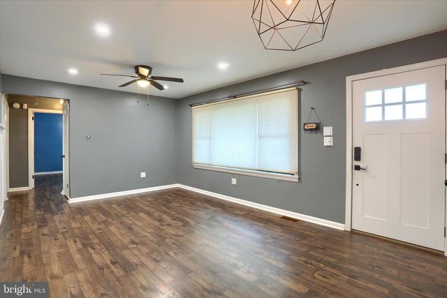 413 BIRCHLAND AVE, Mount Joy, PA 17552