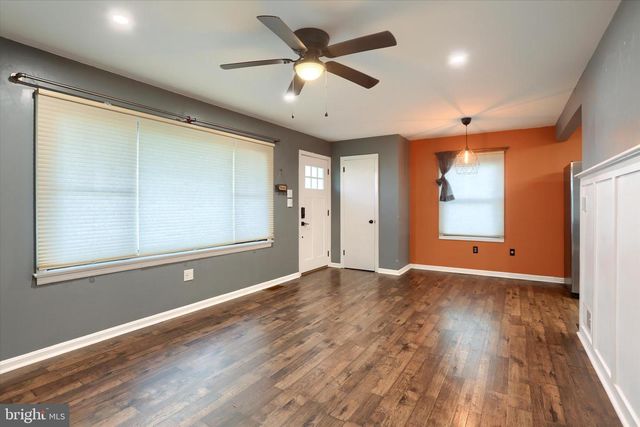413 BIRCHLAND AVE, Mount Joy, PA 17552