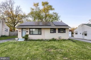 413 BIRCHLAND AVE, Mount Joy, PA 17552