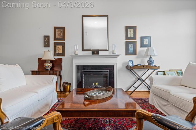 10002 Harbor Place Drive, St. Clair Shores, MI 48080