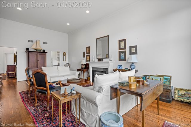 10002 Harbor Place Drive, St. Clair Shores, MI 48080