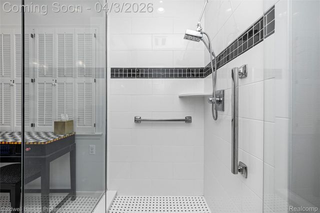 10002 Harbor Place Drive, St. Clair Shores, MI 48080