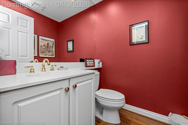 10002 Harbor Place Drive, St. Clair Shores, MI 48080