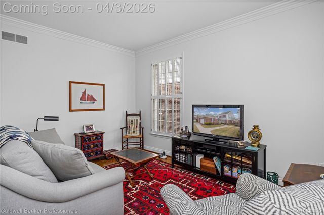 10002 Harbor Place Drive, St. Clair Shores, MI 48080