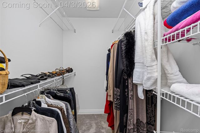 10002 Harbor Place Drive, St. Clair Shores, MI 48080