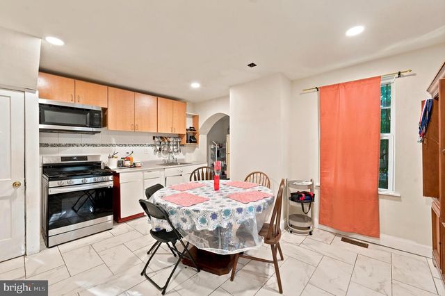 1118 JOHNSON STREET, Chester, PA 19013