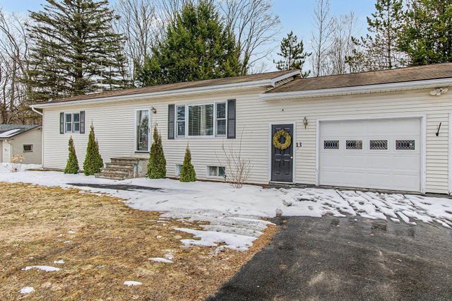 13 Cardinal Circle, Barre Town, VT 05641