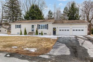 13 Cardinal Circle, Barre Town, VT 05641