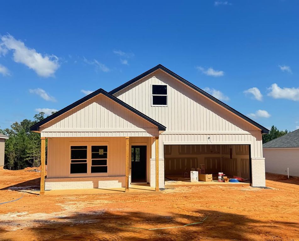 85 Jeter Drive, Midland City, AL 36350