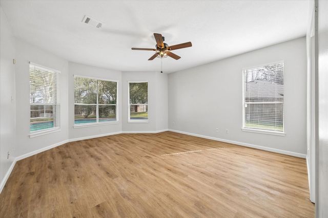 18042 Somerset Knolls, Houston, TX 77094