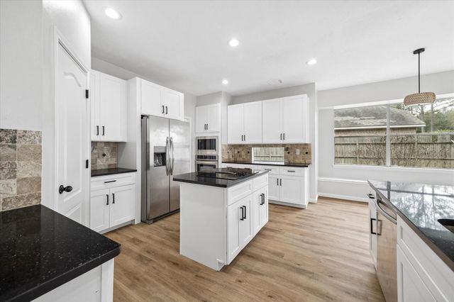 18042 Somerset Knolls, Houston, TX 77094