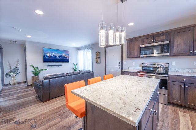 303 S 19th Avenue, Bozeman, MT 59718