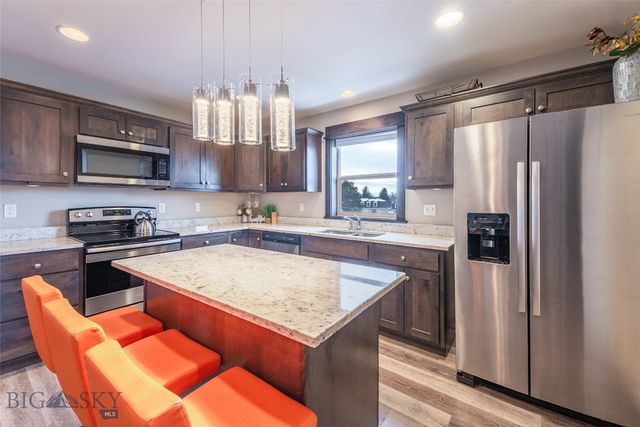 303 S 19th Avenue, Bozeman, MT 59718