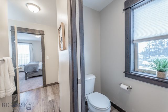 303 S 19th Avenue, Bozeman, MT 59718