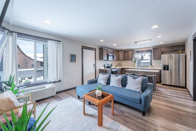 303 S 19th Avenue, Bozeman, MT 59718