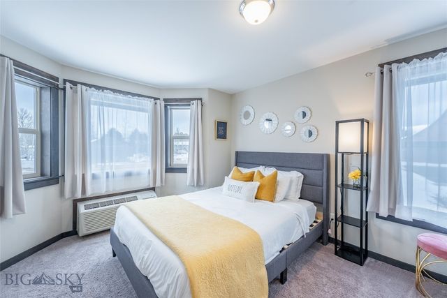 303 S 19th Avenue, Bozeman, MT 59718