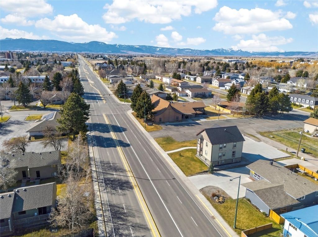 303 S 19th Avenue, Bozeman, MT 59718 photo 14